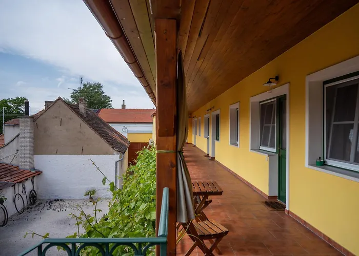 Kroupa * Dolní Dunajovice